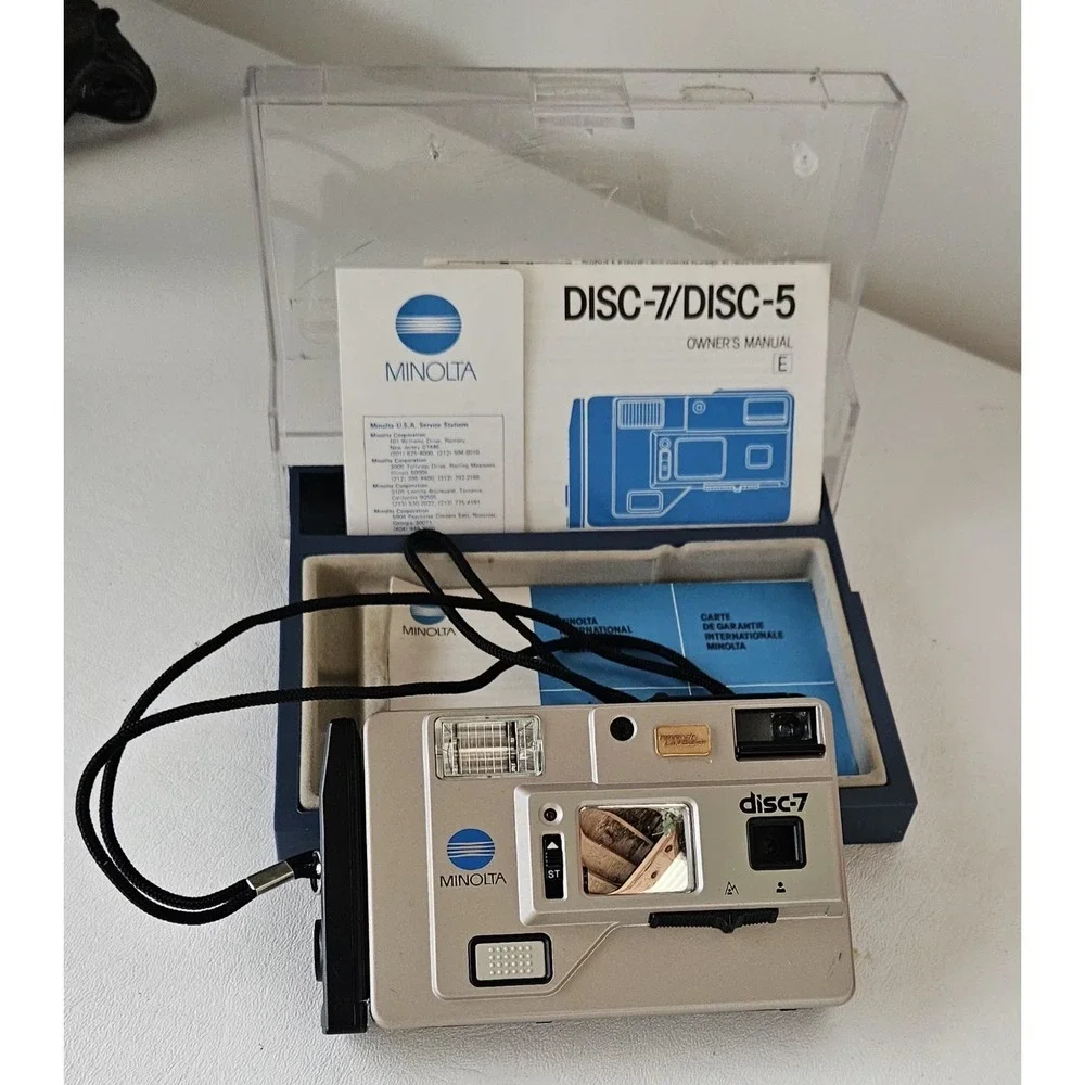 Vintage 1983 Minolta Disc-7 Camera